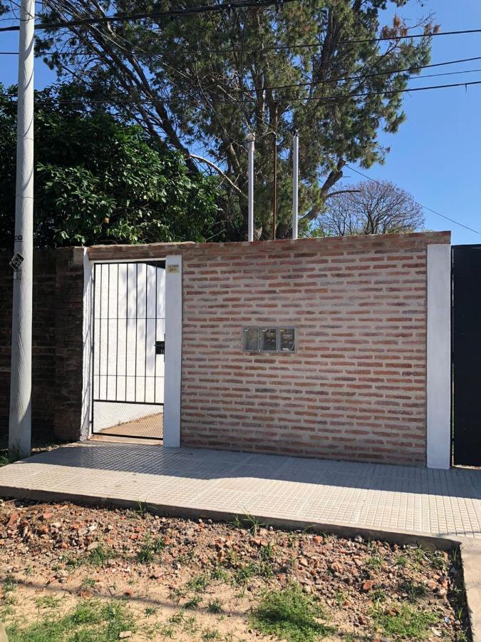 Rugidor Alojamientos Corrientes Exteriör bild